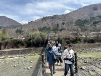 Bergdorf Ogimachi  - Hängebrücke &ndash; &copy; Sabine Letzybyll (Eberhardt TRAVEL)
