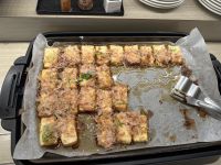 Frühstück mit Spezialität des Hauses: Tofu-Steak &ndash; &copy; Sabine Letzybyll (Eberhardt TRAVEL)