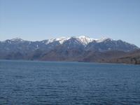 Berglandschaft am Suzenji-See
