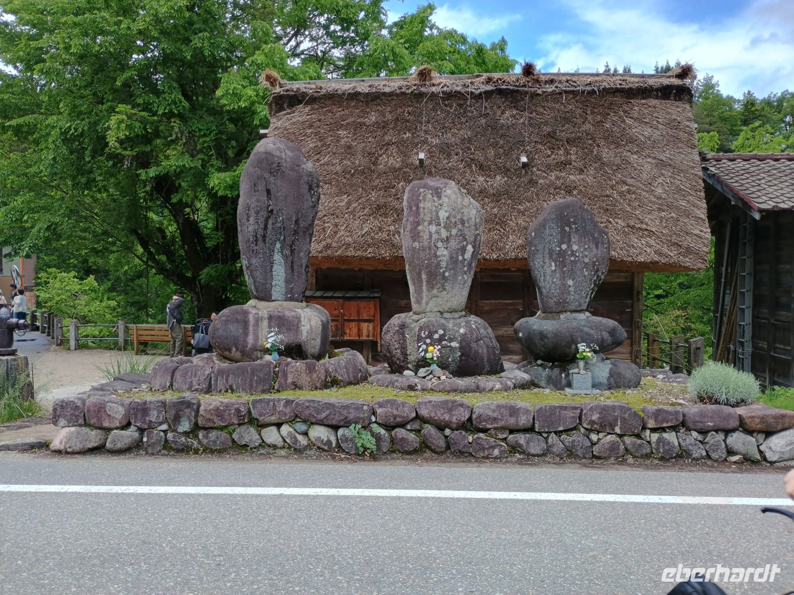 Shirakwago 