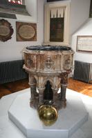 Taufbecken der Kirche von St. Peter Port