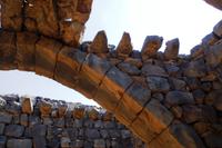 Wüstenschloss der Omaijaden - Qasr al-Azraq aus schwarzem Basalt