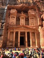 Petra - Blick auf den Khazne al-Firaun, das Schatzhaus
