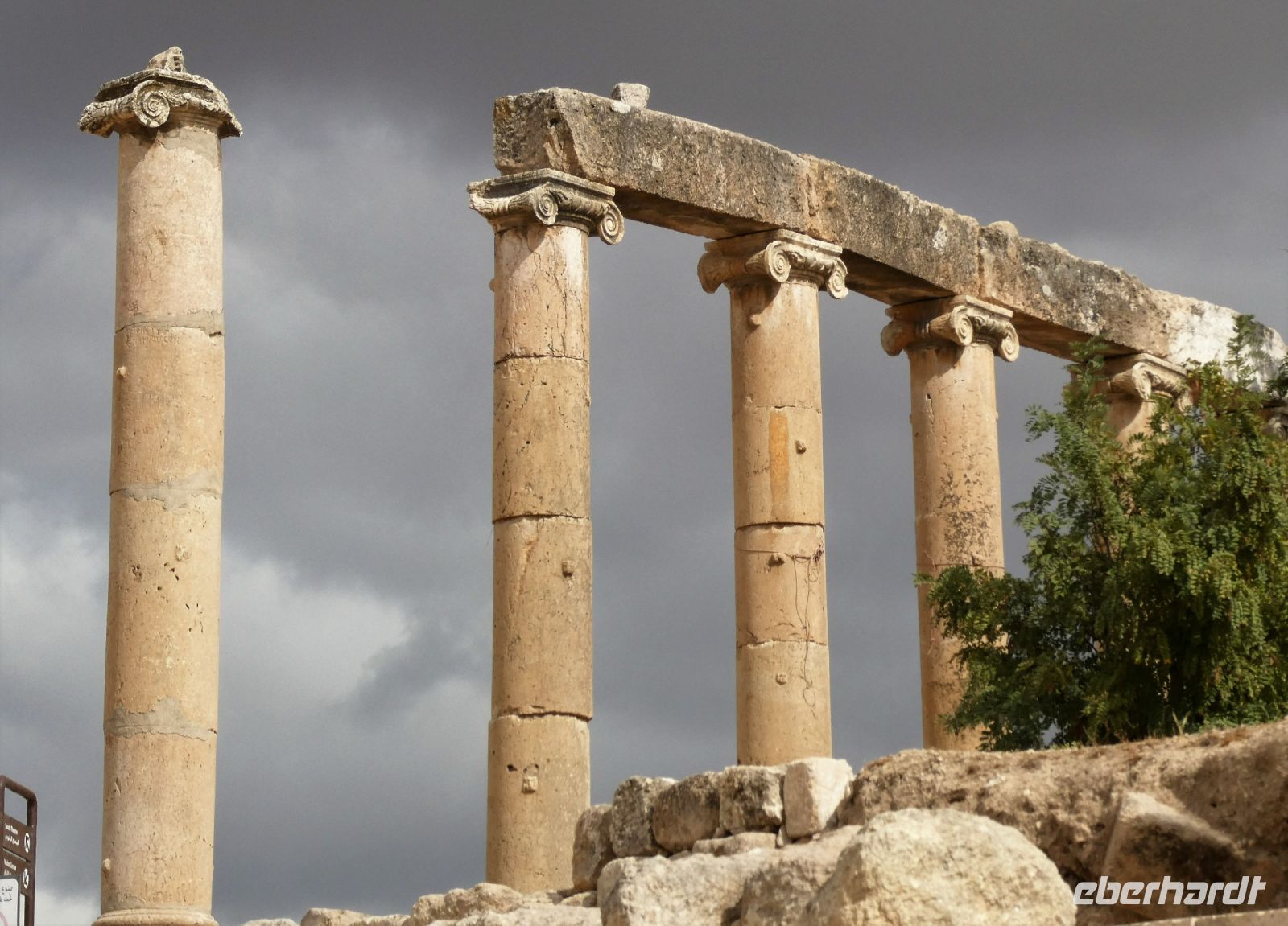 ionische Säulen.....