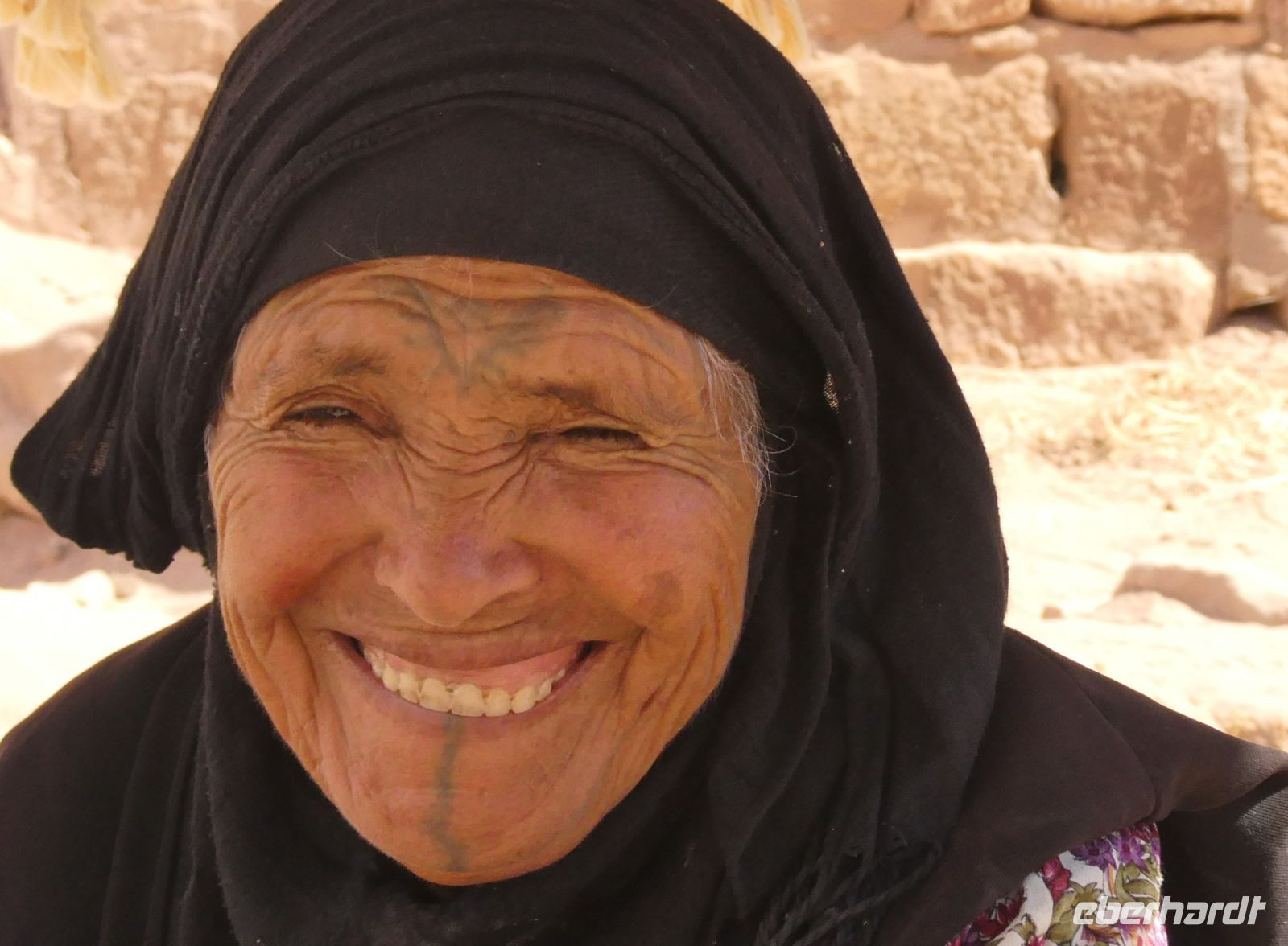freundliche Beduinenfrau