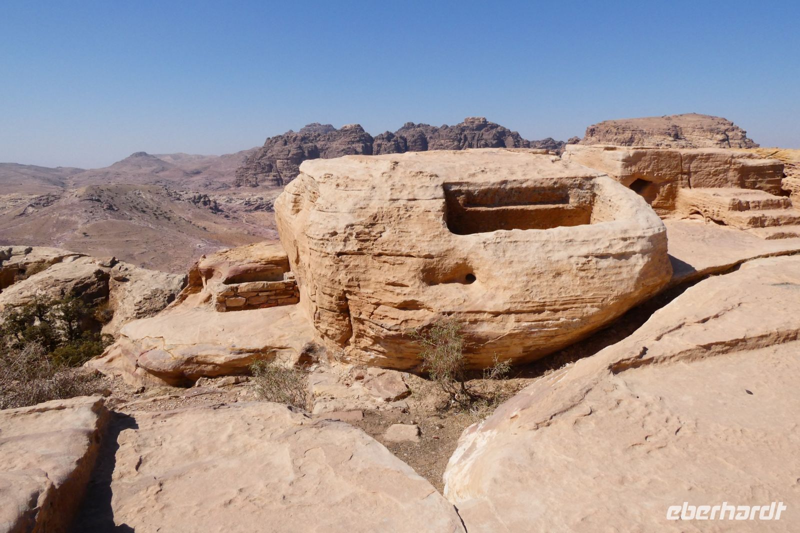 vor dem Beten waschen!