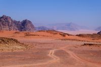 in den Weiten des Wadi Rum