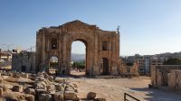 Jordanien, Jerash, Hadriansbogen