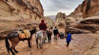 Jordanien, Treppenweg vom Kloster hinunter nach Petra