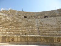 Das Südtheater ist das größte und älteste der drei Theater Jerashs.