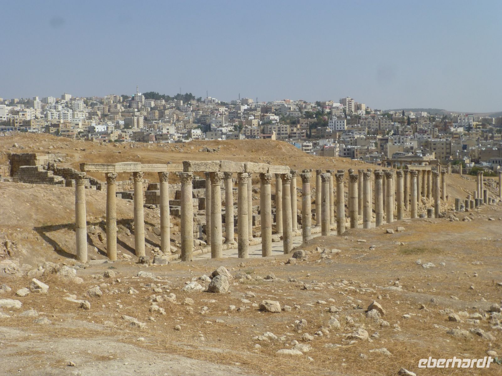 Der Decumanus. Die Säulenstraßen von Jerash gehören zu den am besten erhaltenen im Nahen Osten. 
