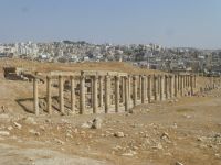 Der Decumanus. Die Säulenstraßen von Jerash gehören zu den am besten erhaltenen im Nahen Osten. 