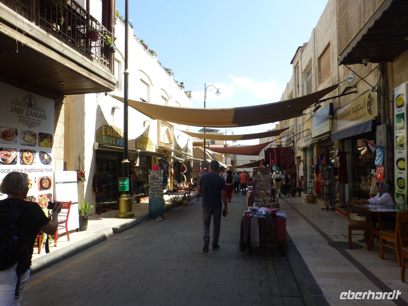 Die Einkaufszeile in Madaba ist sehr attraktiv.