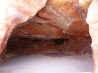 Dieser Raum dient als Moschee und auch der Polizist von nebenan verrichtet hier sein Gebet. 