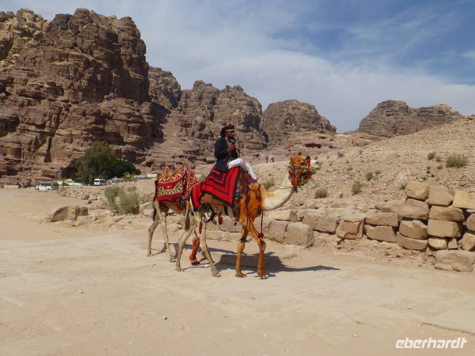 Und immer wieder ziehen malerische Motive vorbei. 
