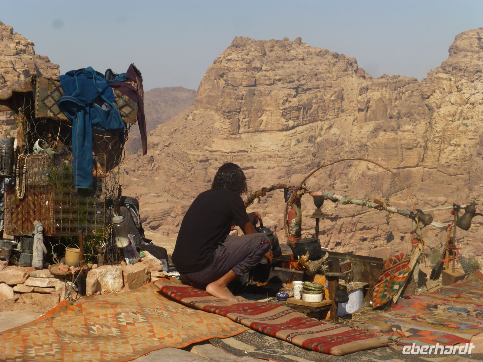 Teezubereitung hoch über Petra
