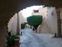 … mit Gassen und Treppenläufen …