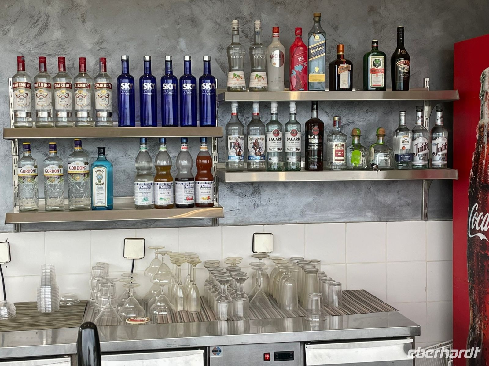 Alkoholverzehr ist eigentlich nicht erlaubt in Jordanien...Im Hilton Hotel macht man da eine Ausnahme