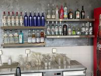 Alkoholverzehr ist eigentlich nicht erlaubt in Jordanien...Im Hilton Hotel macht man da eine Ausnahme