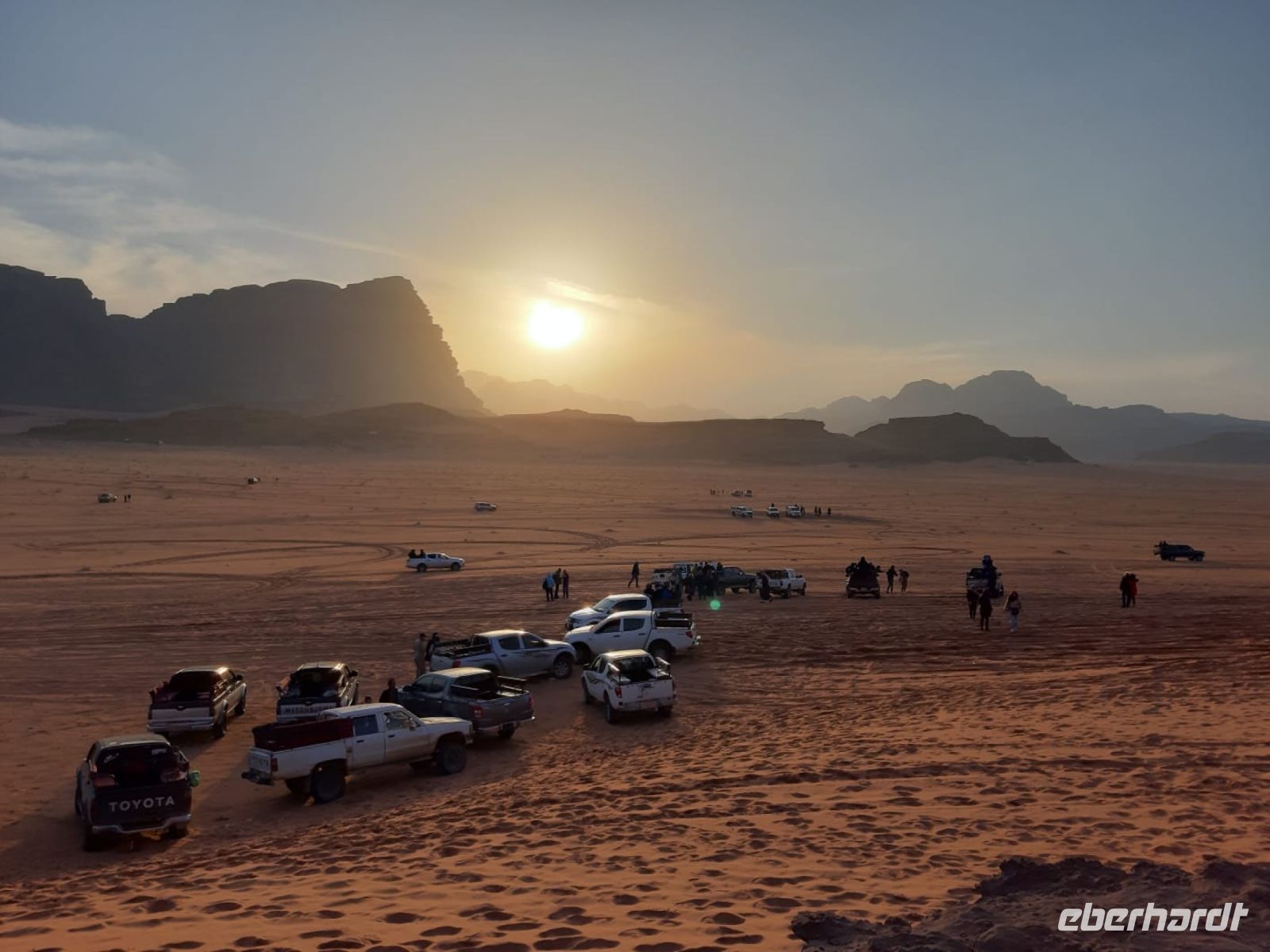 Der Sonnenuntergang im Wadi Rum