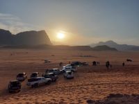 Der Sonnenuntergang im Wadi Rum