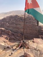 Ausführliche Rundreise im Königreich Jordanien - Blick vom Opferplatz auf das Zentrum von Petra