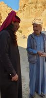 zwei Nabatäer in Little Petra