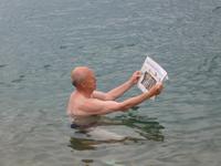 Totes Meer - Zeitungsschau