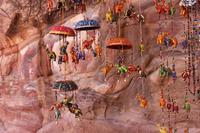 IMG_8793_Souvenirverkauf beim Aufstieg zum Kloster El-Deir Petra &ndash; &copy; Alice Teipelke (Eberhardt TRAVEL)