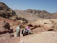Abstieg vom Opferplatz in Petra