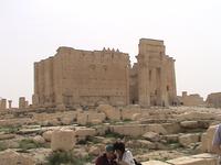 Im Baal-Tempel