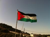 berall weht die Staatsflagge