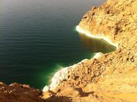 die Küste des Toten Meeres