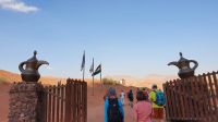 Jordanien, Aufbruch zur Wanderung in den Sonnenuntergang