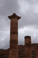 Säulen in Tempel von Petra