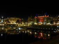 Hafenanlage - Beleuchtung am Abend