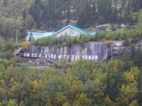 Zollhaus  USA/Kanada entlang der Bahnstrecke zum White Pass