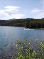 Am Maligne Lake