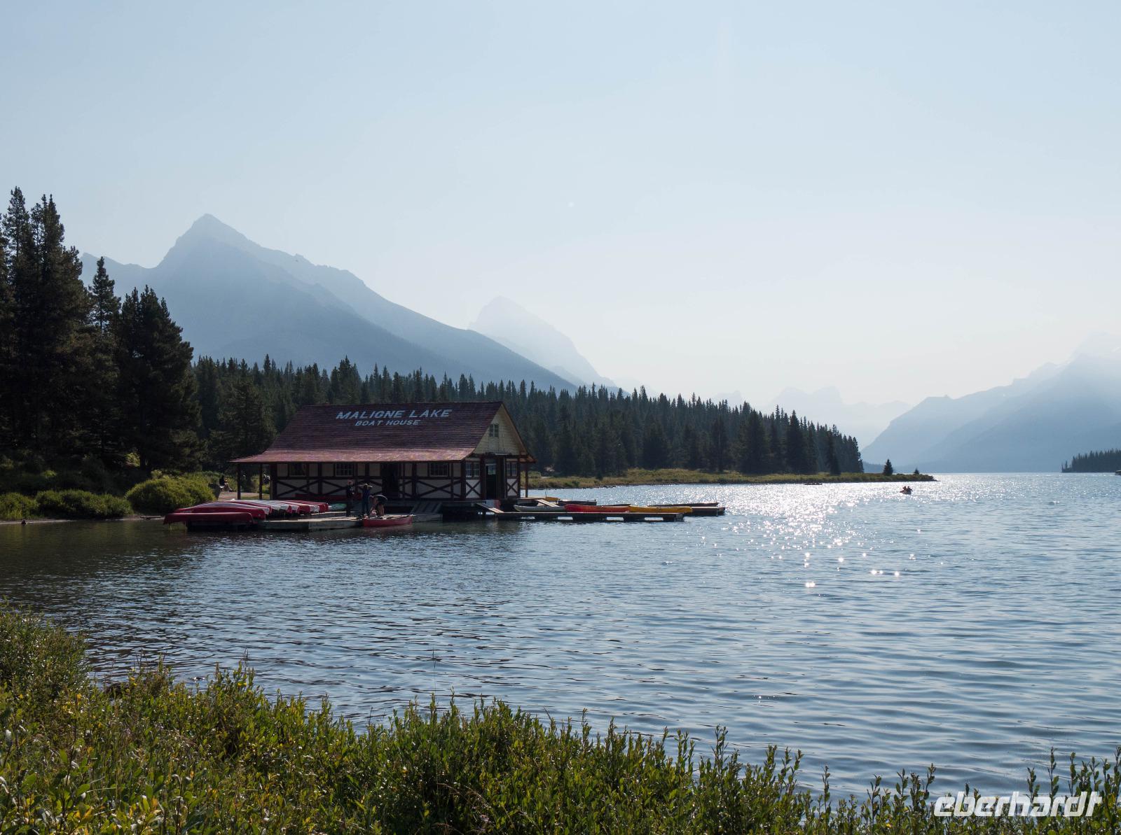 Maligne Lake