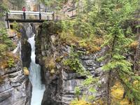 3. Bruecke des Maligne Canyons