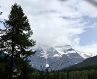 Mount Robson zu 1/3 