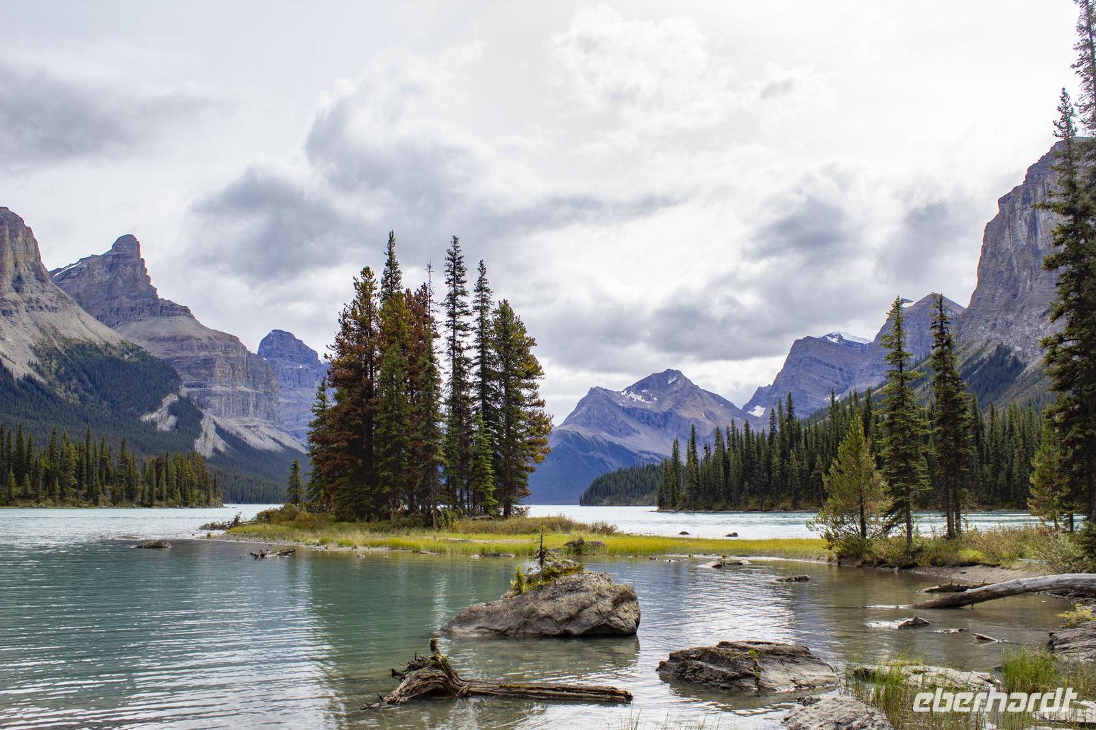 Maligne Lake & Spirit Island