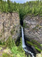 Spahat Falls in Wells Grey Prov. Park mit den tanzenden Waenden