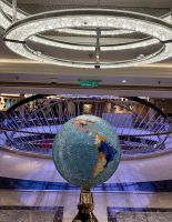 Die wunderbare, grosse, brillante Welt