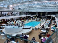 Eines der vielen Aussendecks