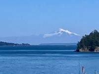 Auf der Faehre nach Vancouver Mount Baker