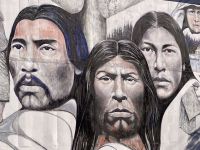 Erste Wandbemalung von drei Einheimischen