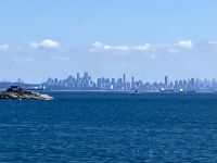 Skyline von Vancouver von der Faehre aus