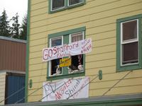 Zu dritt lässt es sich doch viel leichter entspannen...