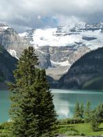  Lake Louise mit dem Victoria Gletscher im Hintergrund